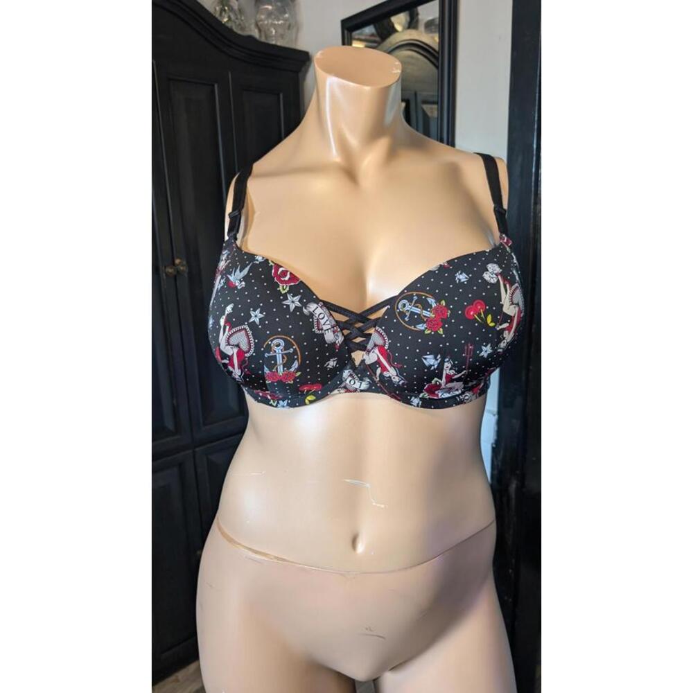 Torrid XO Boost Plunge Bra 38DD – Love Tattoo Pin-Up Print | 360° Back Smoothing